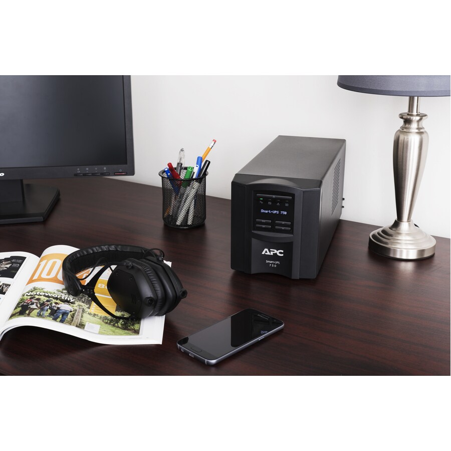 APC Smart-UPS 750VA LCD 230V with SmartC
