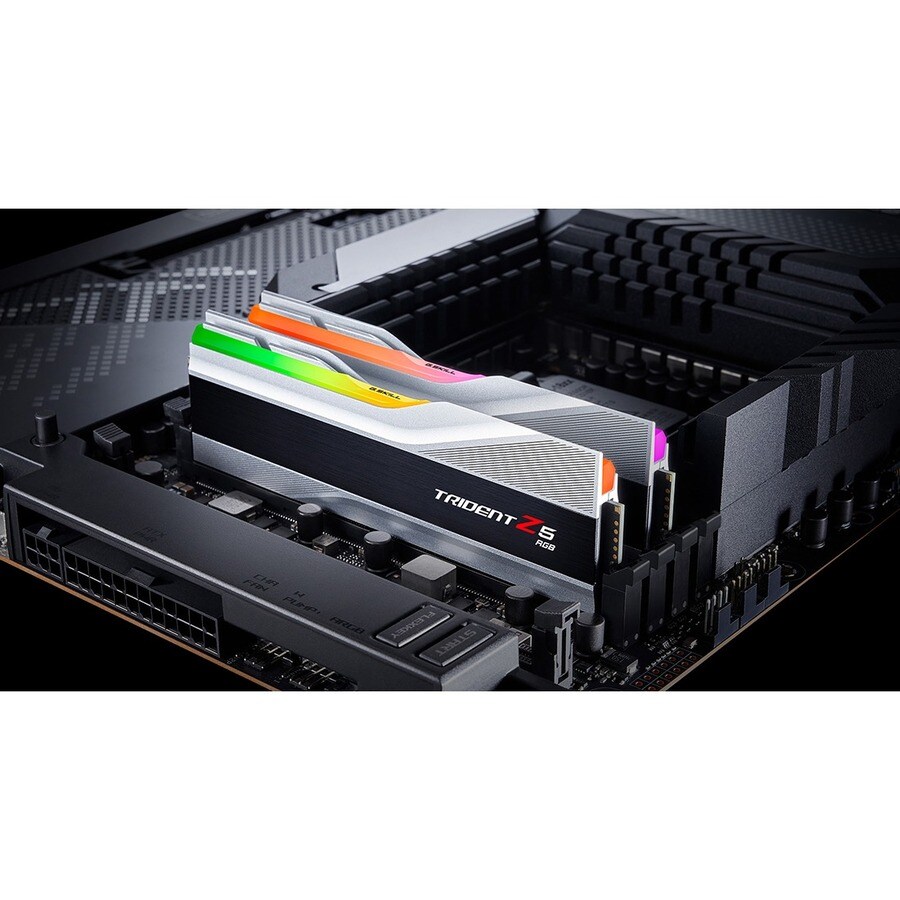 TR-Z5 RGB 32G KIT 2X16G DDR5 5600MHZ