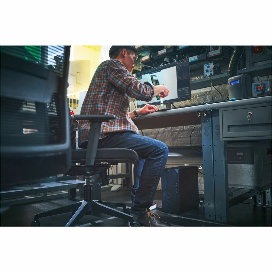 Z1 TWR G9 I7-14700 32 1TB 1TB 4060 W11P