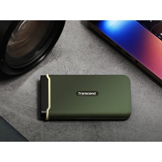 2TB EXTERNAL SSD ESD380C USB 3.2 GEN 2 T